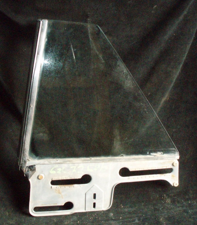 1972 Ford Galaxie cab side window rear left