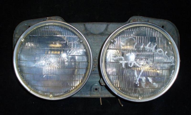 1972 Oldsmobile Cutlass lamppotta vänster