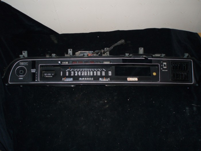 1973 Chrysler instrumenthus