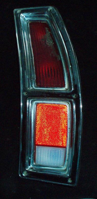 1974 Ford sw tail light right