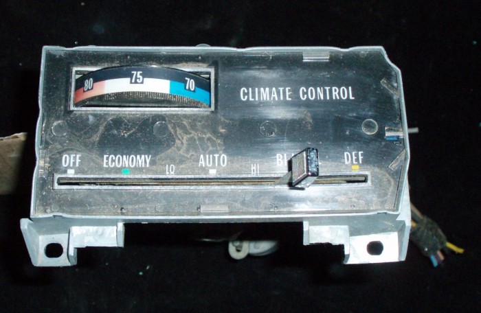 1975 Cadillac värmekontroll