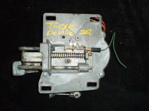 1976 Cadillac DeVille 2DR electric trunk lock