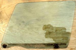 1967 Cadillac 4dr ht    side window tinted left front