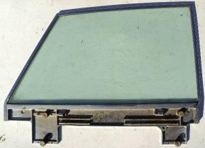 1964 Lincoln   4dr ht    side window tinted left rear