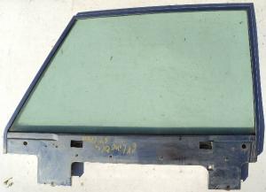 1964 Lincoln   4dr ht    side window tinted right rear