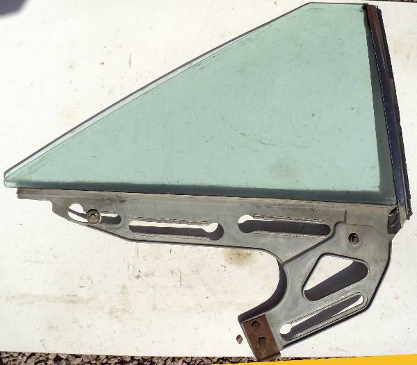 1966 Chrysler 300  2dr ht   sidoruta tonad höger bak