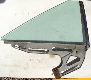 1966 Chrysler 300  2dr ht   side window tinted right rear