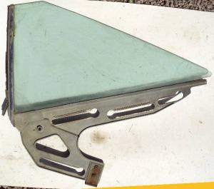 1966 Chrysler 300  2dr ht         side window tinted left rear