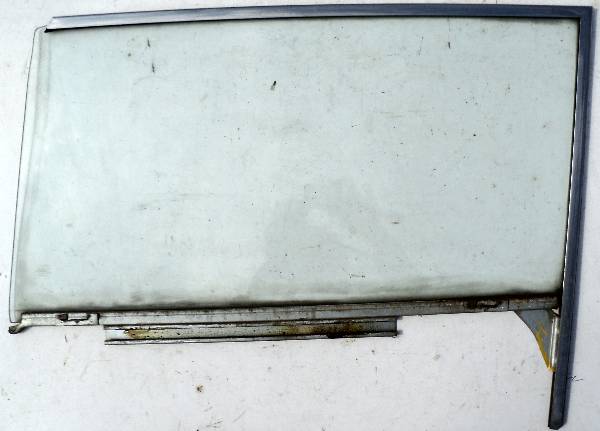 1961 Ford Galaxie 2 dr cab   side window right front