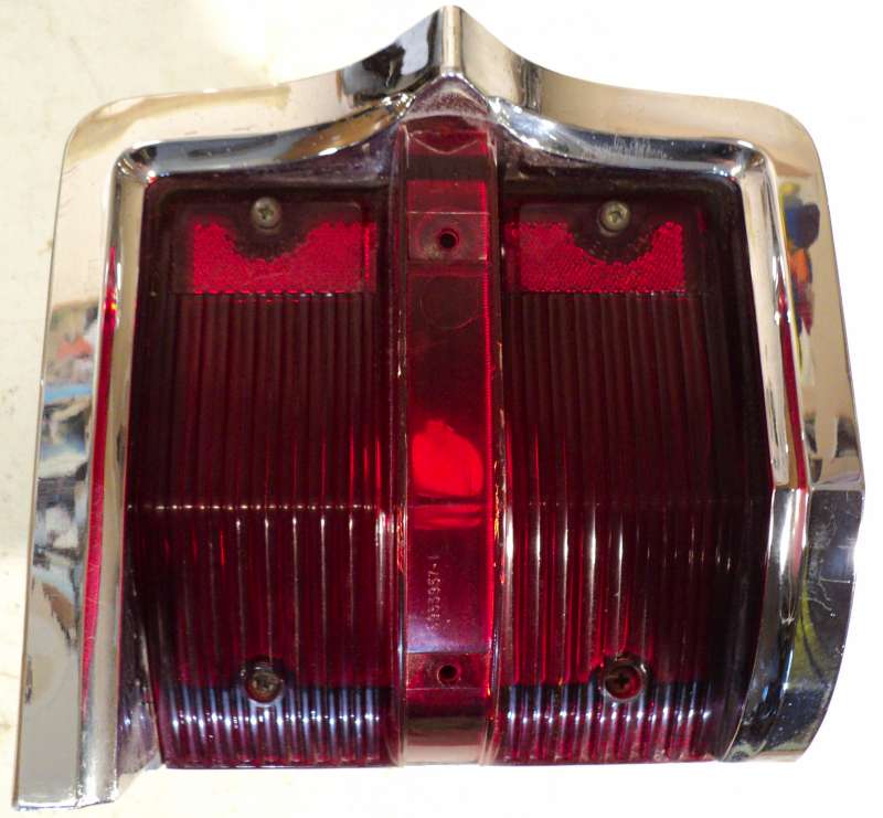 1963 Oldsmobile 88  taillight left