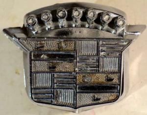 1968 Cadillac   emblemkoffertluckan