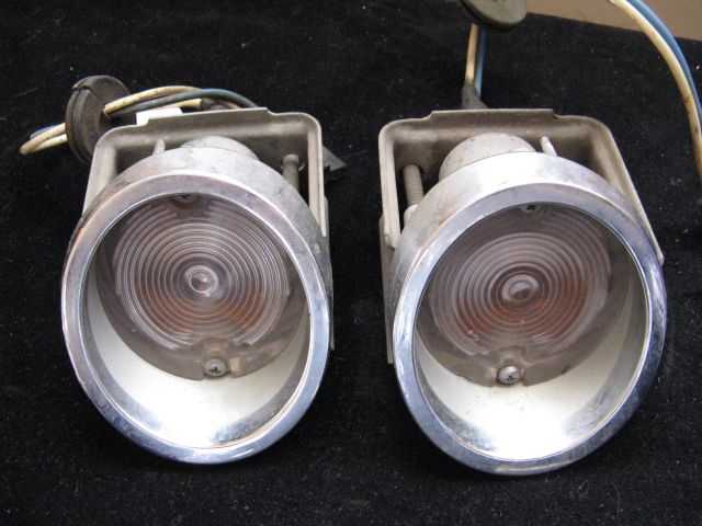 1968 Oldsmobile turn light left