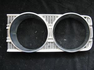 1971 Chrysler Newport headlight door left