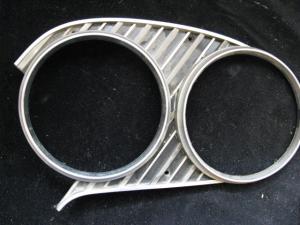 1960 Lincoln Premiere headlight door right