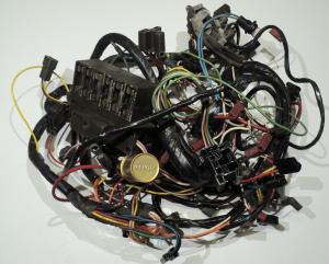 1963  Chrysler Imperial  no AC  kabelhärva under instrumentbräda