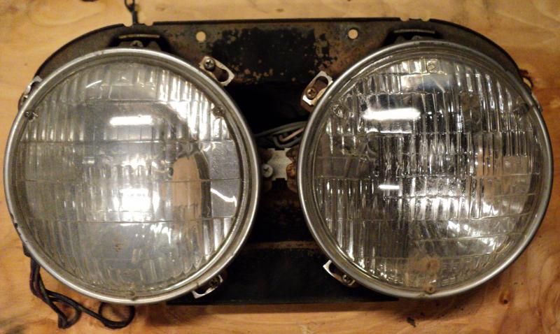 1961 Thunderbird             headlight pot   left
