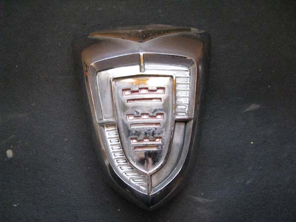 1956 chrysler Windsor emblem