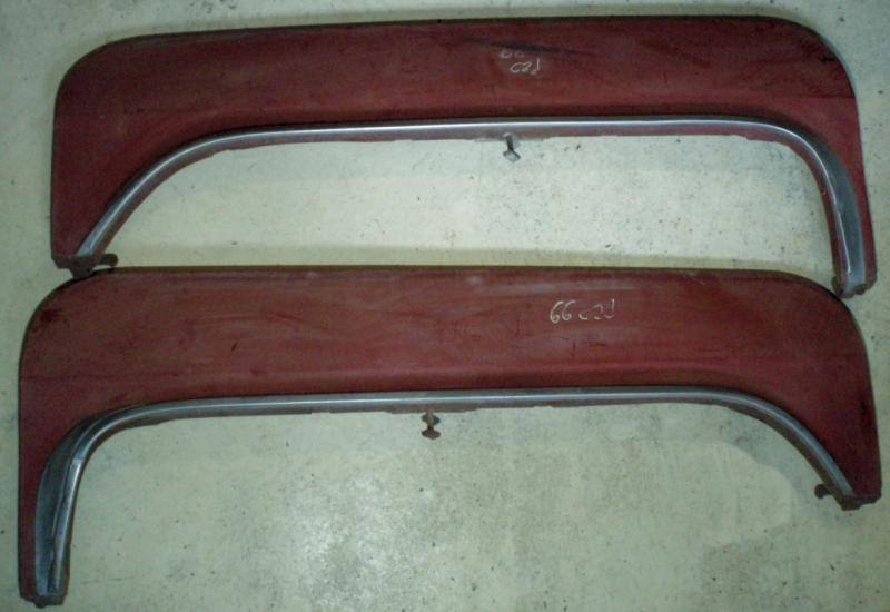 1966 Cadillac fenderskirt par (dåligt krom)