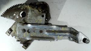 1967   Pontiac Bonneville 2dr ht  window crank mechanism  left rear