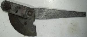 1969  Chrysler Newport   2 dr cab   window crank mechanism        right front