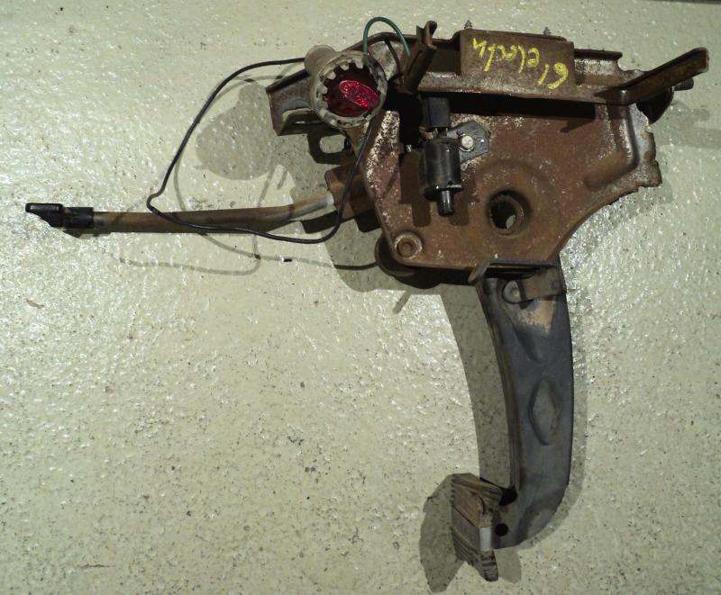 1961   Buick Electra    handbrake mechanism