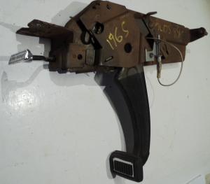 1965   Oldsmobile 88      handbrake mechanism