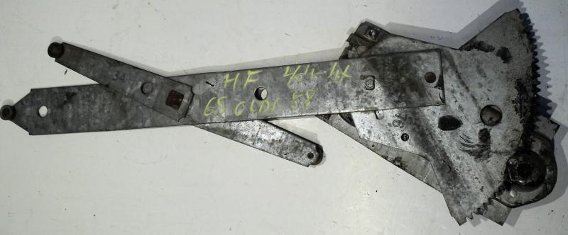 1965   Oldsmobile 88  4dr ht   fönster vevmekanism      höger fram