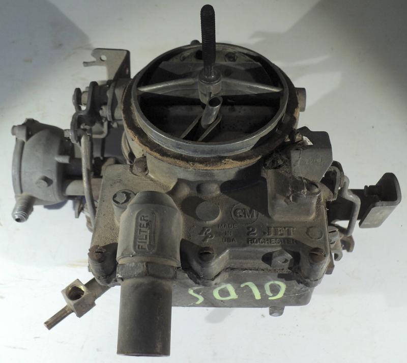 1969 Oldsmobile Cutlass 350 Rochester  carburetor  7029156   2-bbl