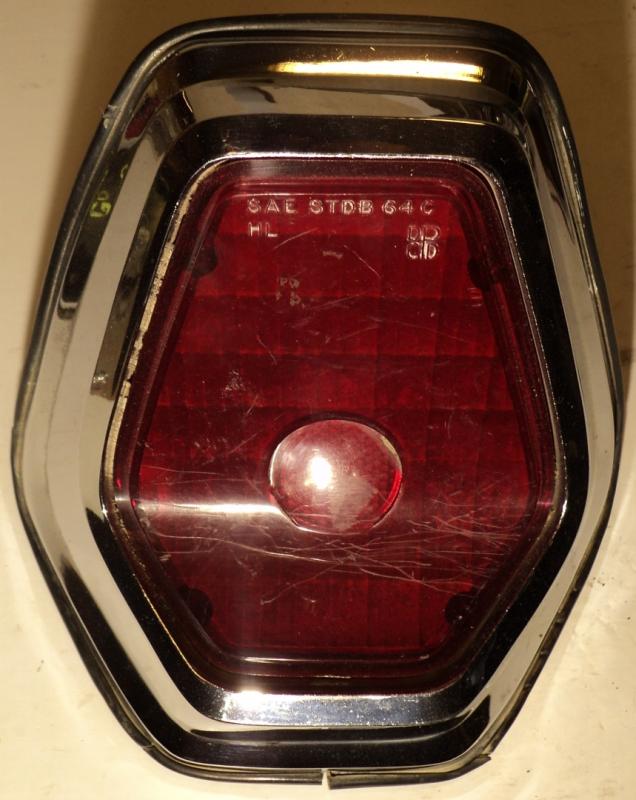 1964  Chrysler    taillight    right
