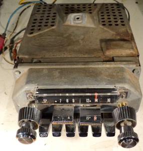 1960 Lincoln Continental     radio (ej testad)