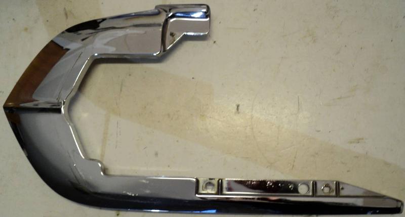 1967 Cadillac  krom ovanpå stötfångare  vänster fram