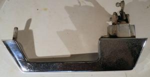 1966  Chrysler 300      door handle       left front