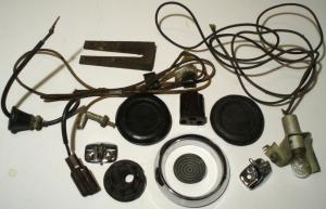 1956 DeSoto koffort belysning, klädkrokar + div