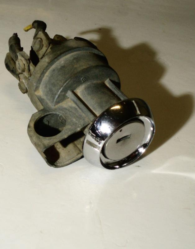 1956 Oldsmobile ignition lock (no key)