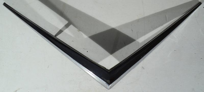 1965   Cadillac   emblem    huv en pigg saknas