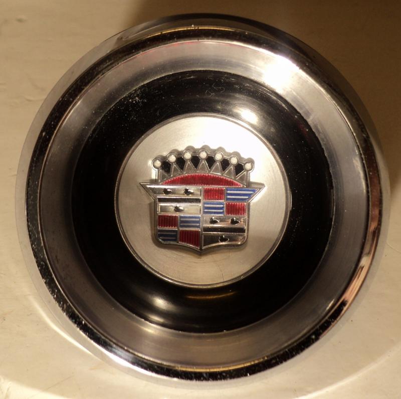1960   Cadillac   steering wheel center    