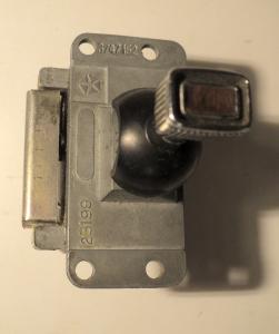 1976  Chrysler      wiper switch 3 speeds 3747152