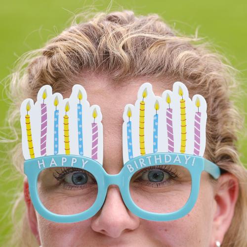 Glasögon med Tårtljus