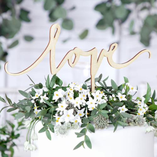 Wooden topper Love