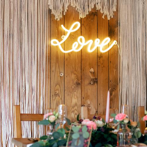Neon LED-belysning Love
