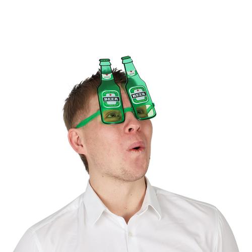 Glasögon Ölflaska