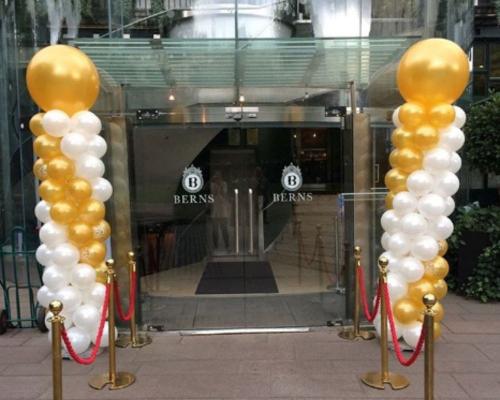 Ballongpelare med Folieballonger