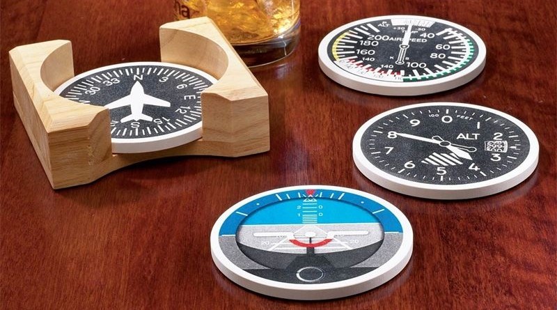 Runda underlägg för glas i trähållare, 4-pack