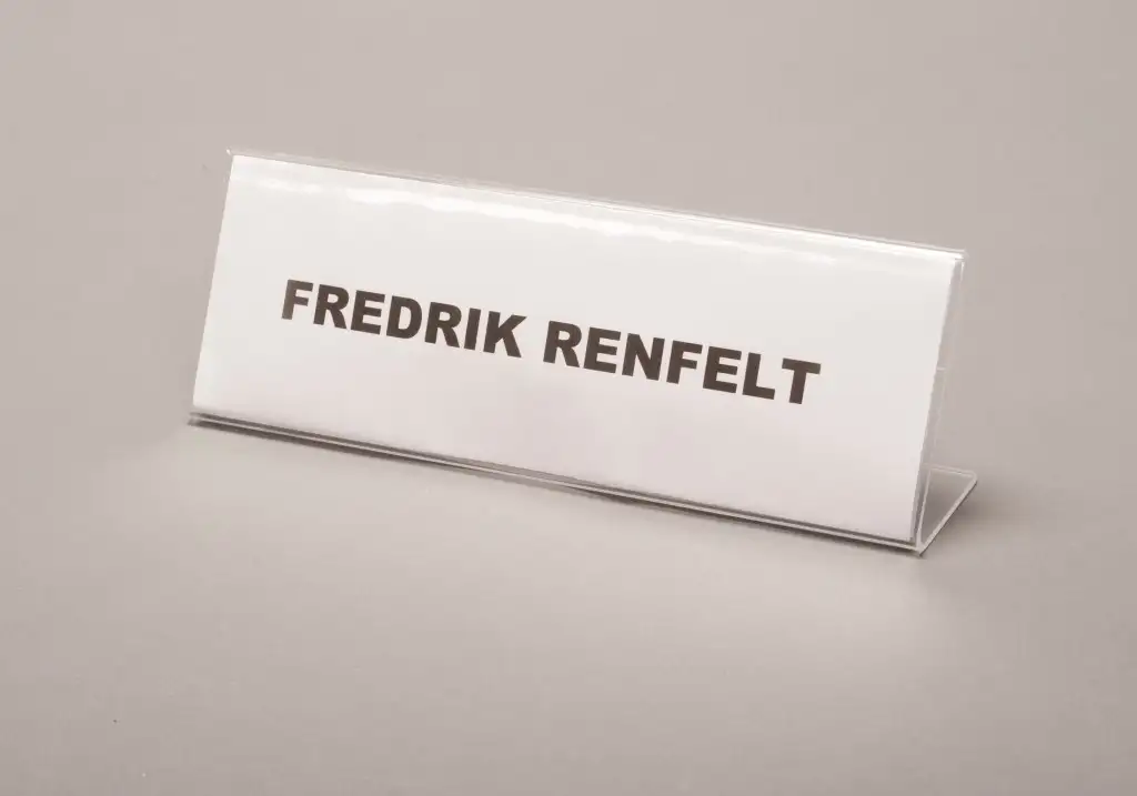 Namnskylthållare