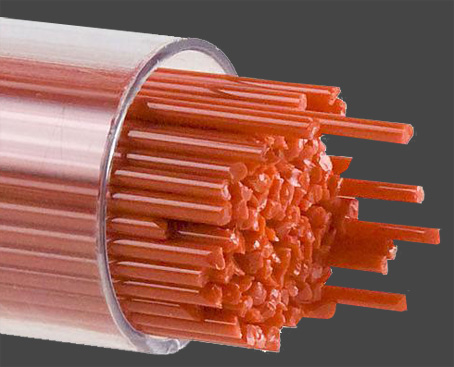 Stringers 1 mm Tomatröd opal. Ett rör med ca 130 st 45 cm långa glasstavar