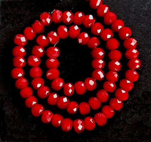 Glaspärlor facetterad rondell 6,5x4,5 mm. Röd ca 65 st