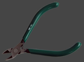 Tång avbitare flush. En bra tång med slät baksida som ger ett nära slätt skär.