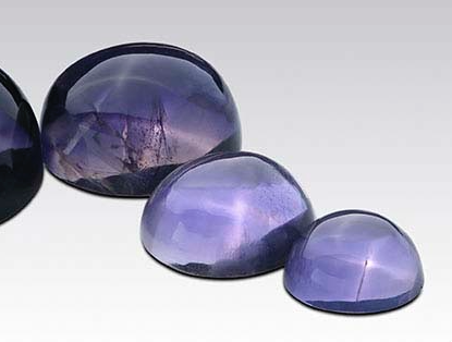 Iolite cabochon 4 mm