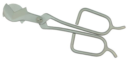 Sax för att klippa en varm glasstav.