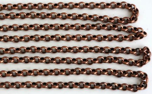 Kedja "rollo" antik kopparton 3,8 mm länk. Säljs per 1/2 meter.
